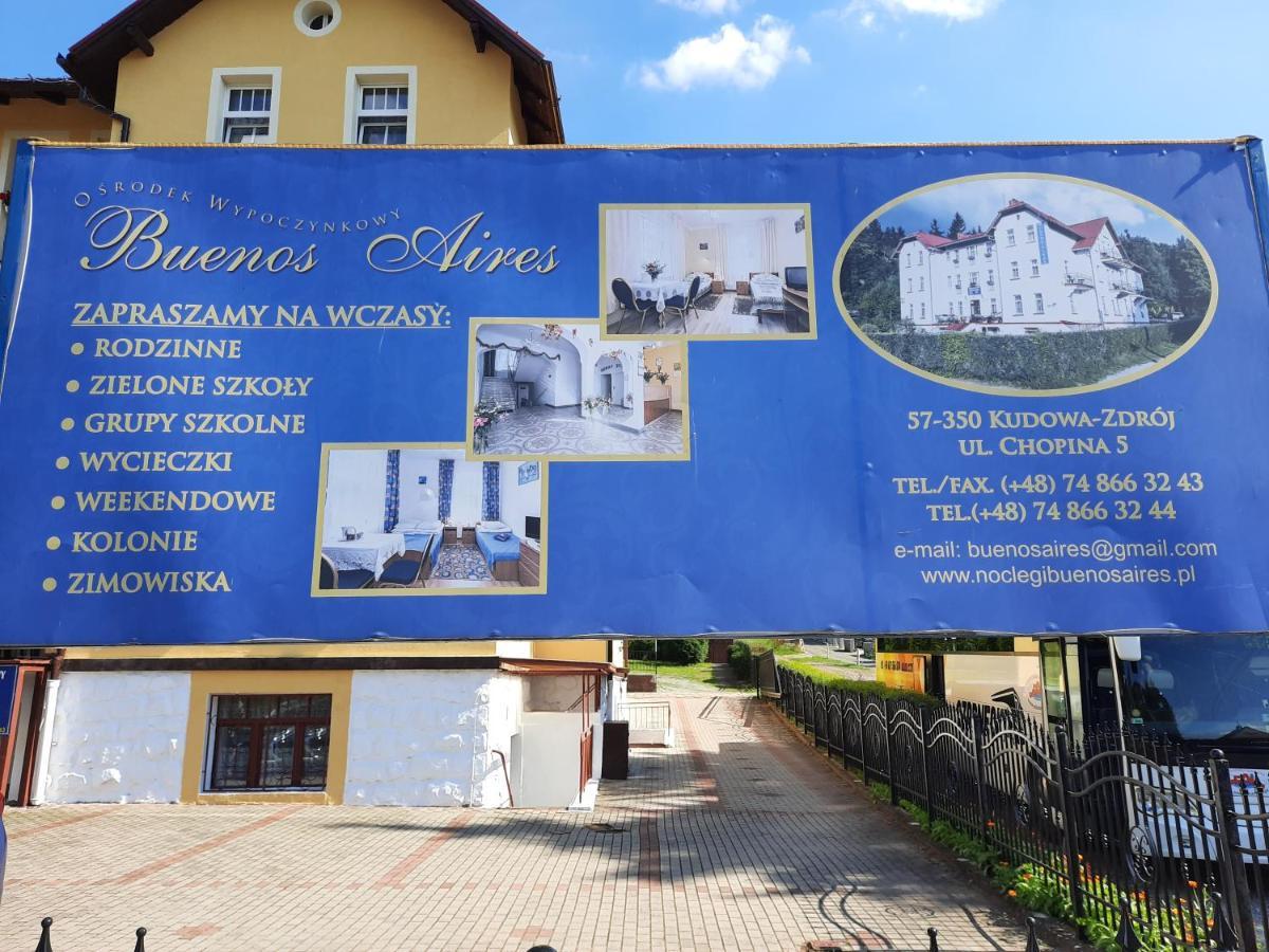 Osrodek Wypoczynkowy Buenos Aires Bed and Breakfast Kudowa-Zdrój Buitenkant foto