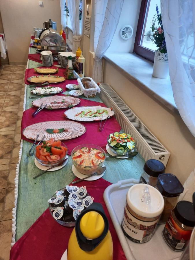 Osrodek Wypoczynkowy Buenos Aires Bed and Breakfast Kudowa-Zdrój Buitenkant foto
