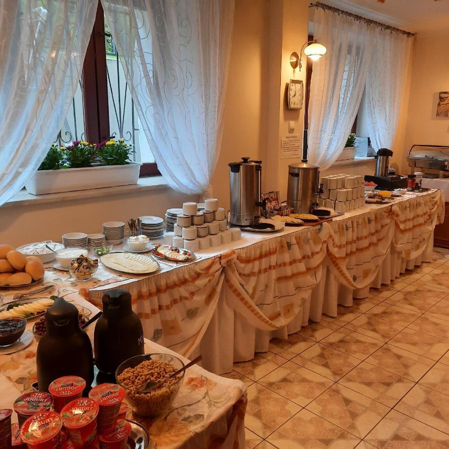 Osrodek Wypoczynkowy Buenos Aires Bed and Breakfast Kudowa-Zdrój Buitenkant foto
